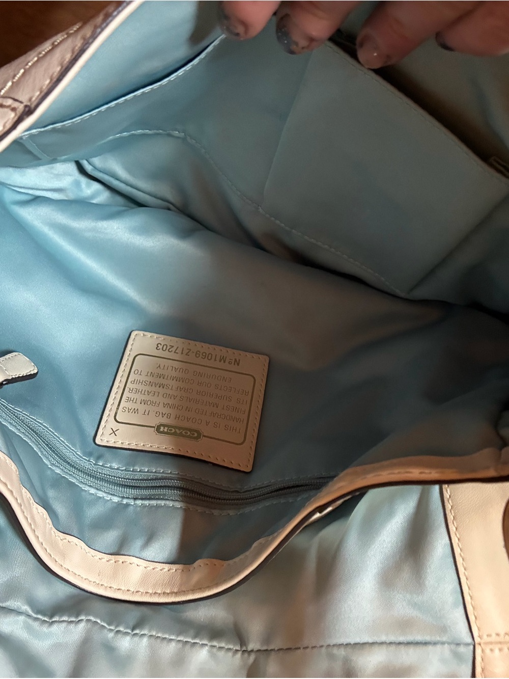 White Coach Leather baby blue satin inside w/ Buckle-Front Shoulder Bag - Picture 13 of 13